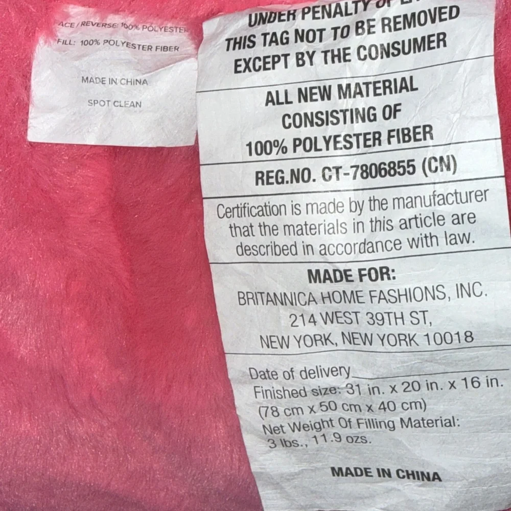 Forever 21 Home Pink Raspberry Faux Fur Backrest 31”x20”x16” Retail $120 NEW NWT